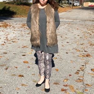 Boutique Jackets & Coats - A5️⃣🌟! Size XS only!! Tan Fur Vest! NEW! Boutique Jackets & Coats - A5️⃣🌟! Size XS only!! Tan Fur Vest! NEW!